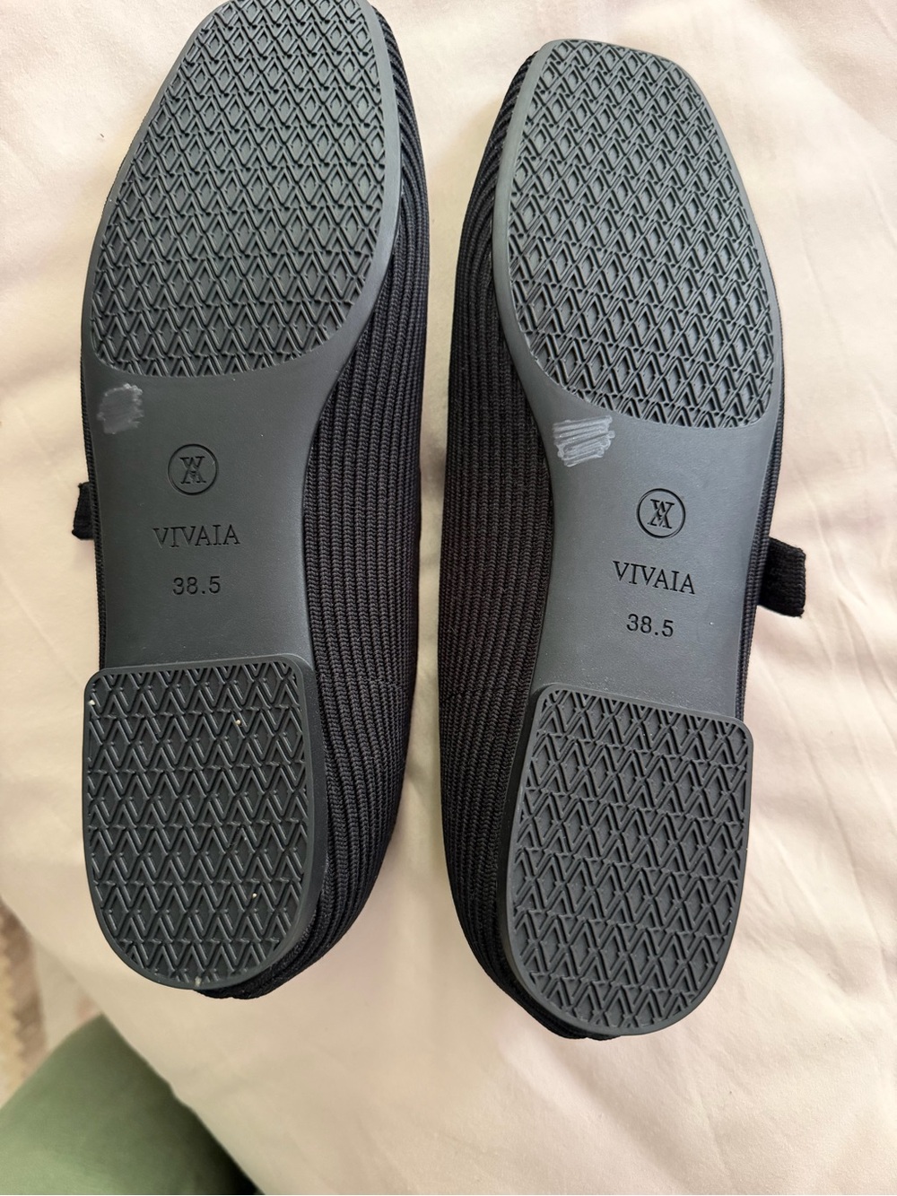 Vivaia Black Knit Mary Jane Flats with Adjustable Strap 38.5 - Picture 2 of 2